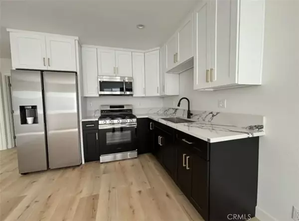 Lynwood, CA 90262,11017 Carson Drive #D