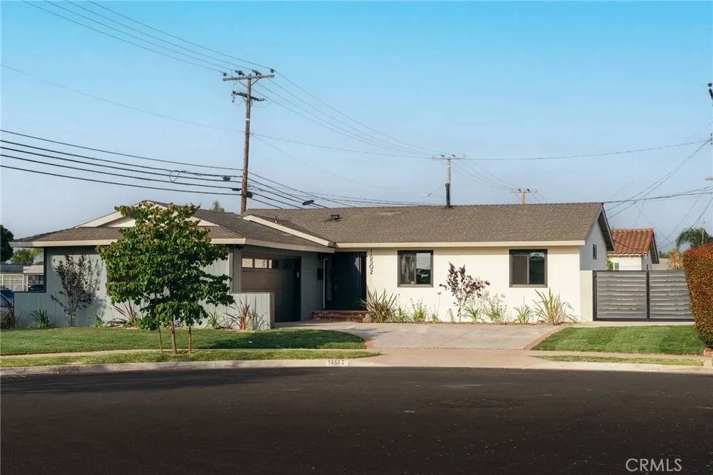 16502 Potter Circle, Huntington Beach, CA 92647