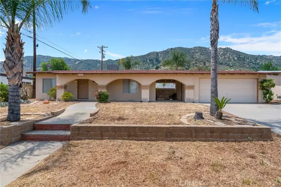 15189 Laguna Ave, Lake Elsinore, CA 92530