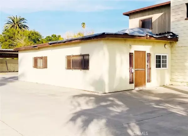 San Bernardino, CA 92401,338 W 7th Street