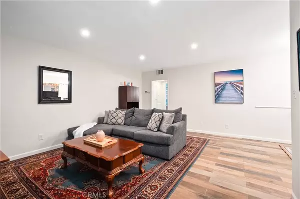 Pasadena, CA 91107,1015 N Michillinda Avenue #104