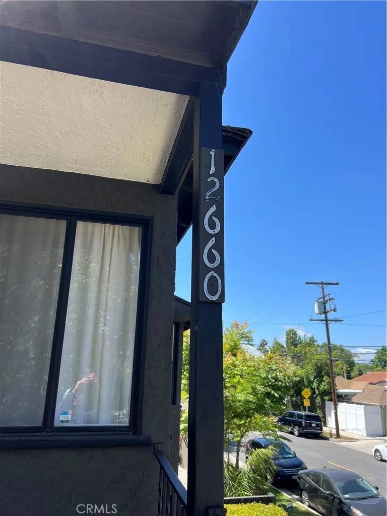 North Hollywood, CA 91606,12660 Oxnard Street
