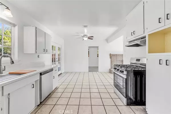 Riverside, CA 92505,5011 Hedrick Avenue