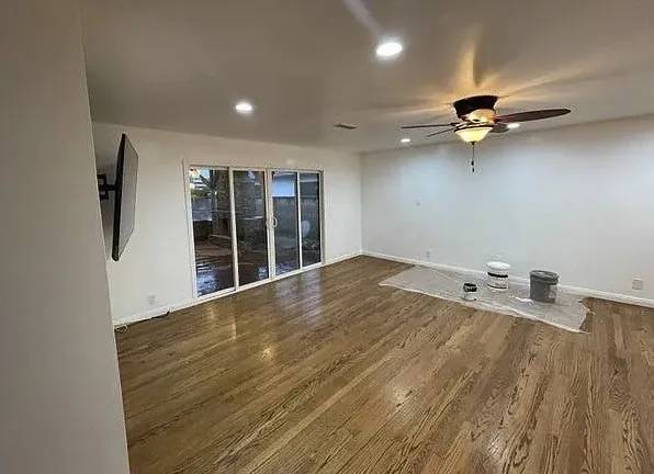 Downey, CA 90241,10502 Pangborn Ave