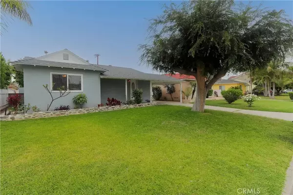 Downey, CA 90241,10624 Shellyfield Road
