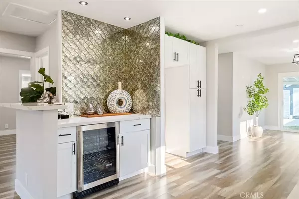 Hawthorne, CA 90250,4930 W 142nd Street