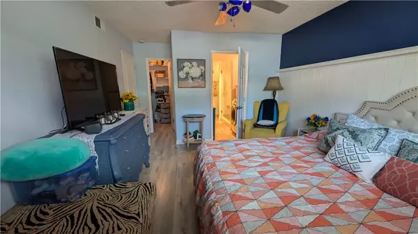 La Habra, CA 90631,708 W Lambert Road #6