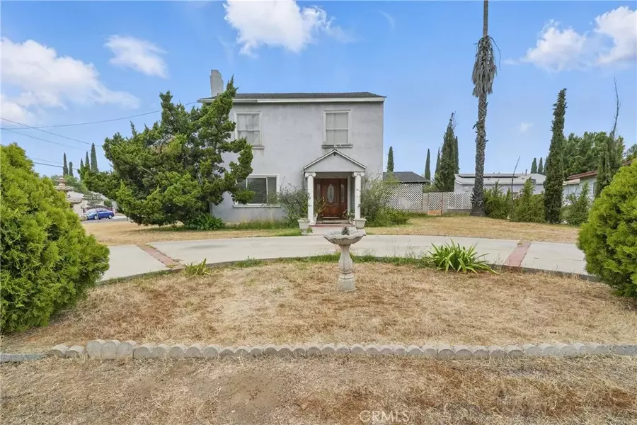 13321 Reedley Street, Panorama City, CA 91402