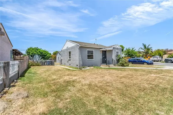 Compton, CA 90221,14403 S White Ave