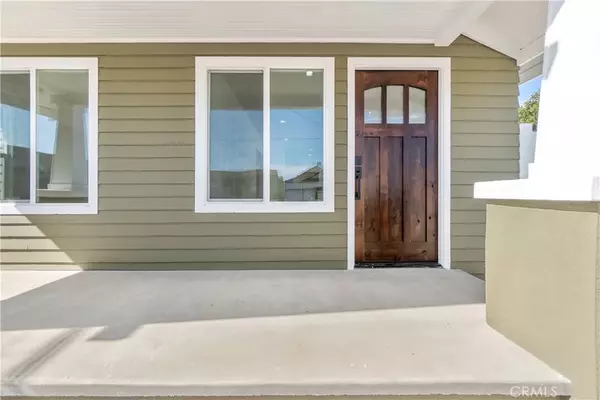 Long Beach, CA 90813,1027 E 10th St