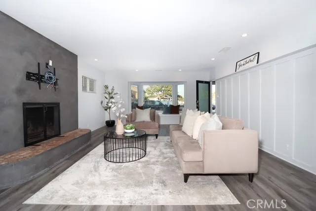 Hawthorne, CA 90250,13917 Truro Avenue