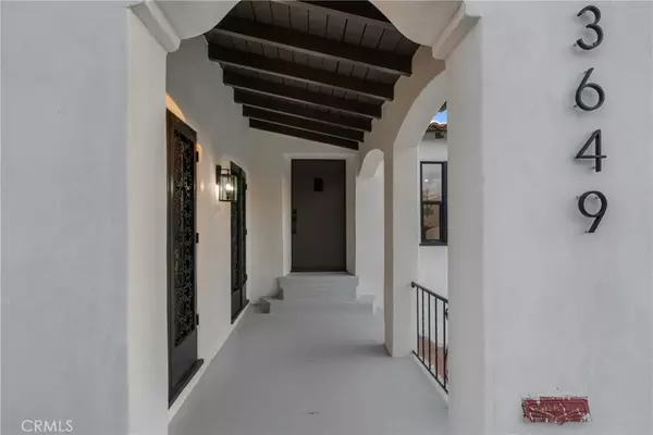 View Park, CA 90008,3649 Mount Vernon Drive