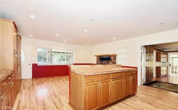 Green Valley, CA 91390,15215 Calle Verdad