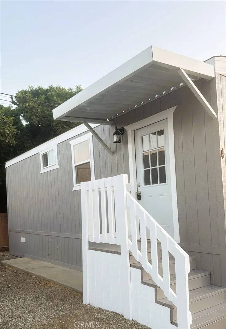 Monrovia, CA 91016,2548 Peck #4