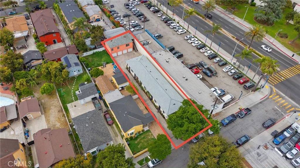 South Gate, CA 90280,8915 Elizabeth Ave