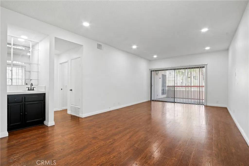 Torrance, CA 90502,941 W Carson Street #210