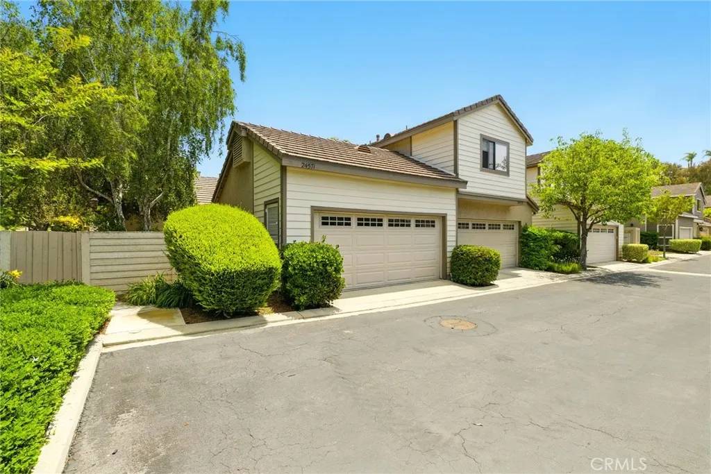 Laguna Niguel, CA 92677,24571 Camden Court