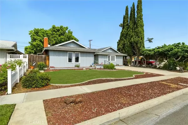 Fullerton, CA 92835,3101 Maple Avenue