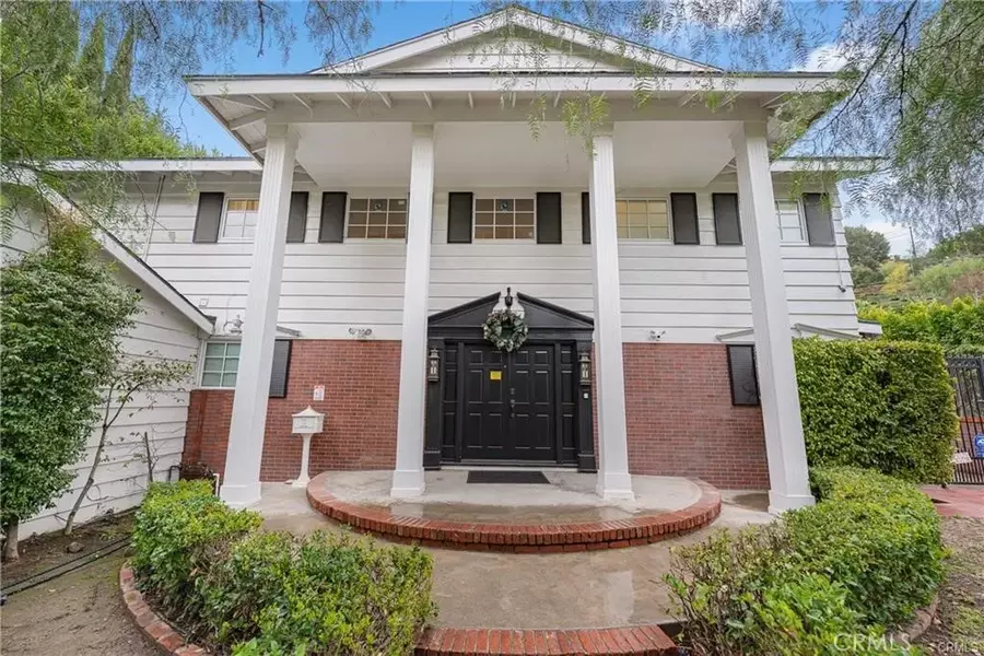 3136 Dona Sofia Drive, Studio City, CA 91604