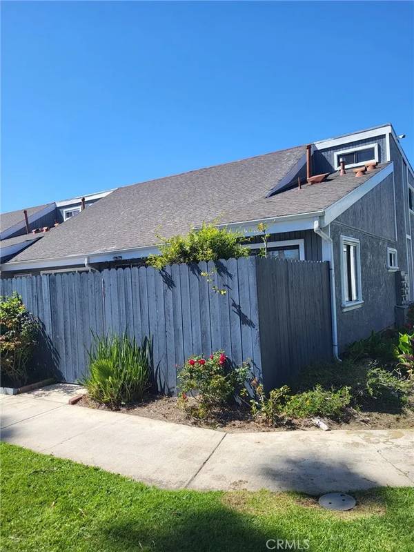 Santa Ana, CA 92704,601 S Newhope Street #5