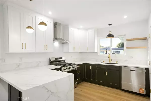 San Dimas, CA 91773,934 W Calora Street