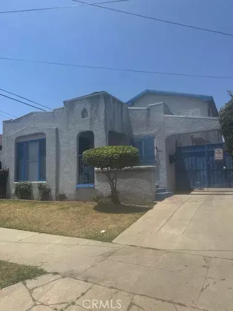 8463 S Halldale Avenue, Los Angeles, CA 90047