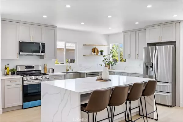 Downey, CA 90240,7421 Ivo Street