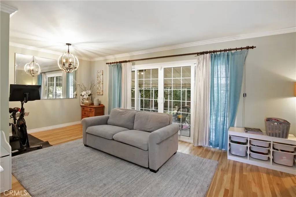 Downey, CA 90242,10253 Branscomb Street