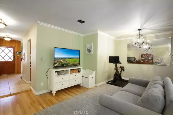 Downey, CA 90242,10253 Branscomb Street