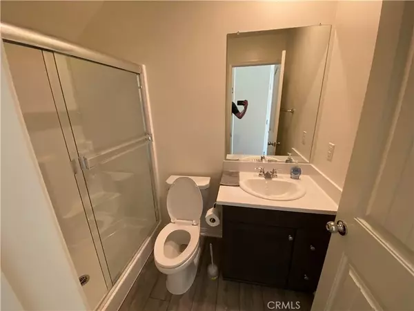 Fontana, CA 92336,16620 Wyndham Lane #11