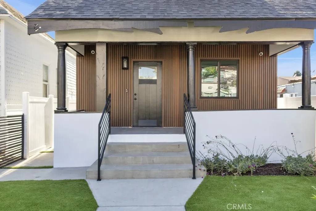 Long Beach, CA 90802,629 Olive Avenue