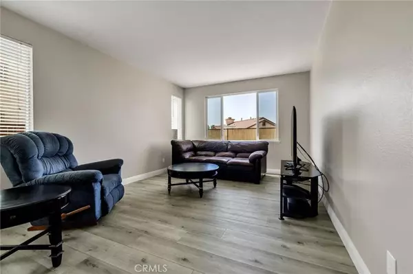 Murrieta, CA 92563,27945 Tree Ridge Street