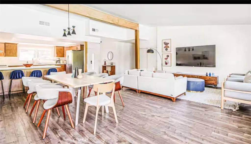 Palm Springs, CA 92262,1874 N Los Alamos Road