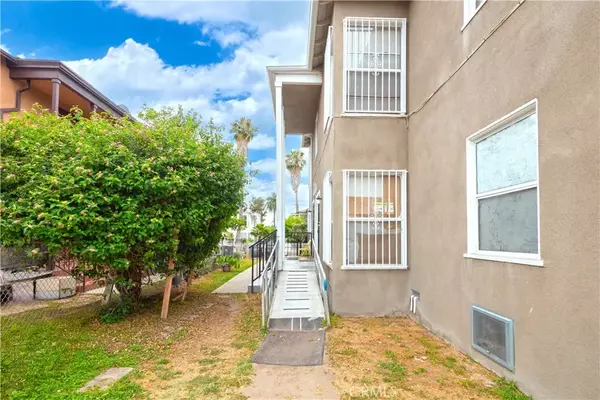 Los Angeles, CA 90018,1931 W 35th Street