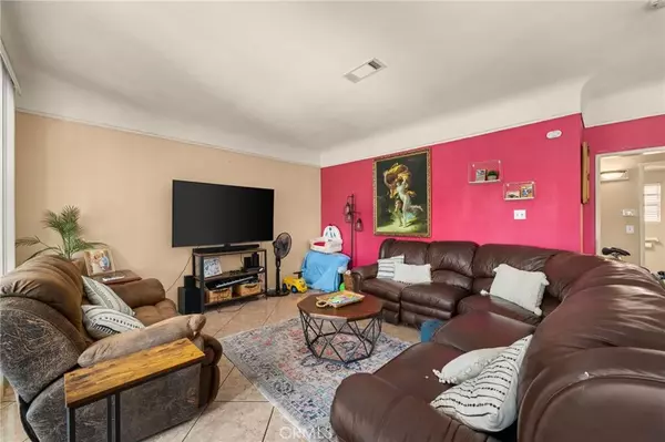 Bellflower, CA 90706,15355 Eucalyptus Avenue