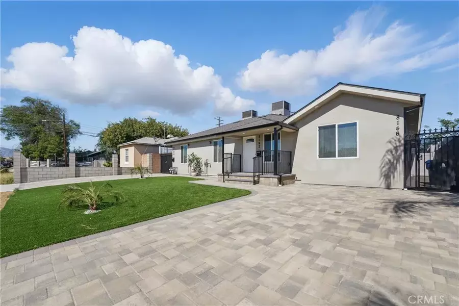 8142 Vantage Ave, North Hollywood, CA 91605