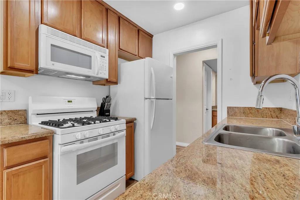 La Habra, CA 90631,1480 W Lambert Road #289