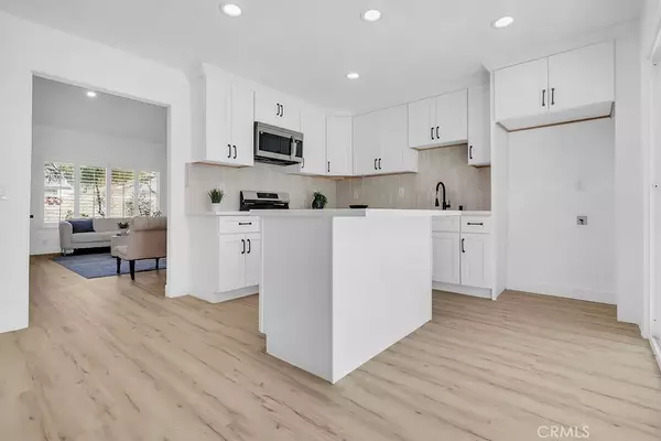 Yorba Linda, CA 92886,20022 Pineville Court #56
