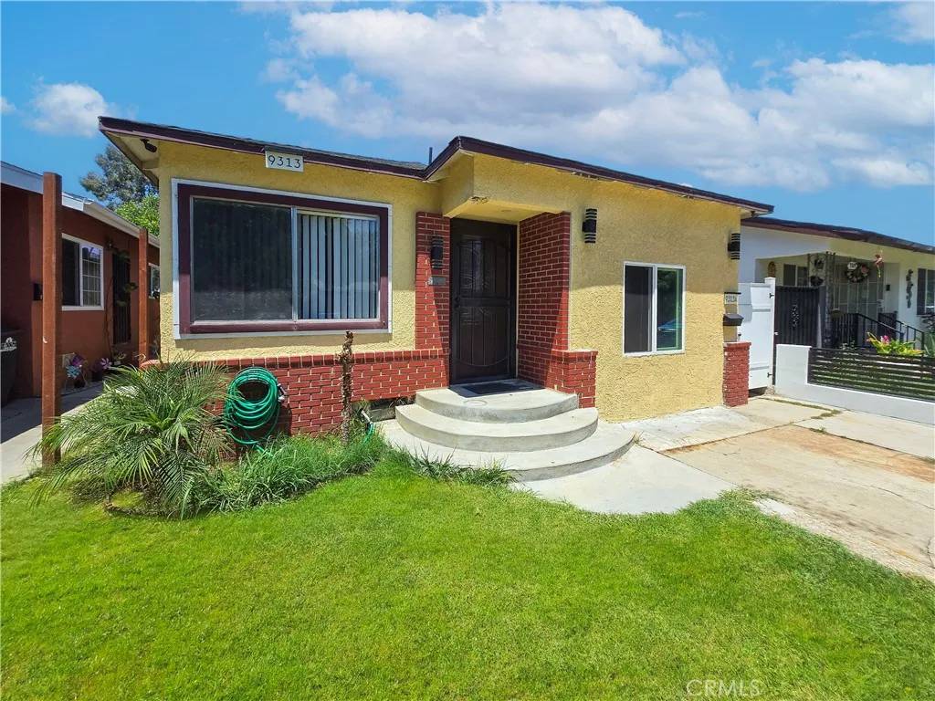 9313 Dearborn Avenue, South Gate, CA 90280