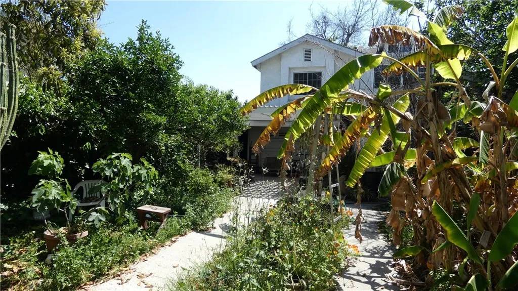 Cudahy, CA 90201,4654 Clara Street