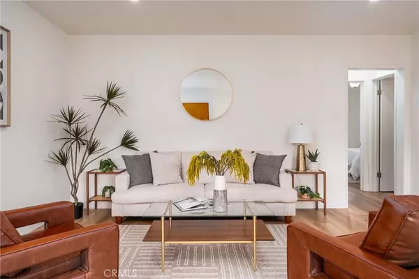 Signal Hill, CA 90755,2283 Gaviota Avenue