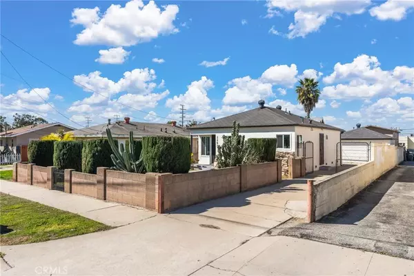 Signal Hill, CA 90755,2283 Gaviota Avenue