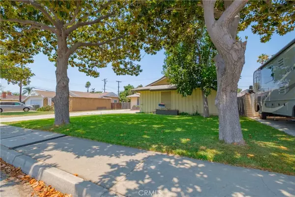Riverside, CA 92503,8841 California Ave