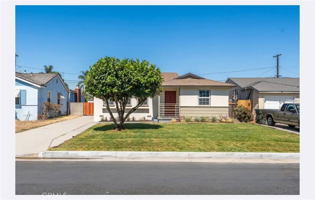 13203 Lakewood Boulevard, Downey, CA 90242