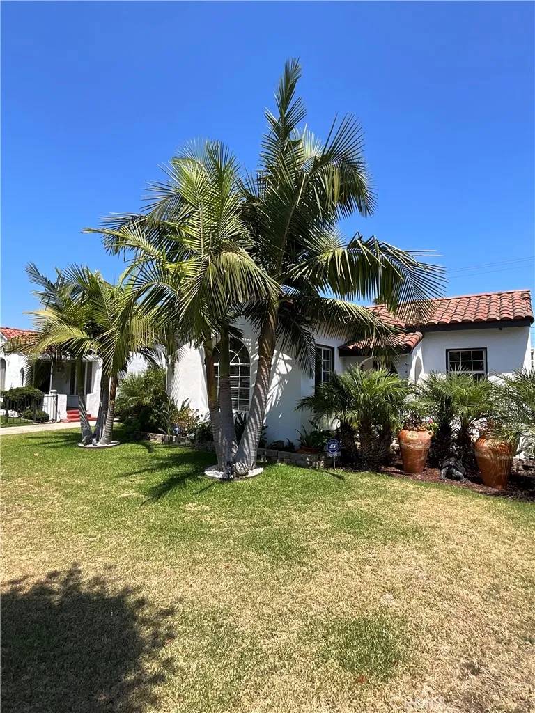 South Gate, CA 90280,10430 San Jose Avenue
