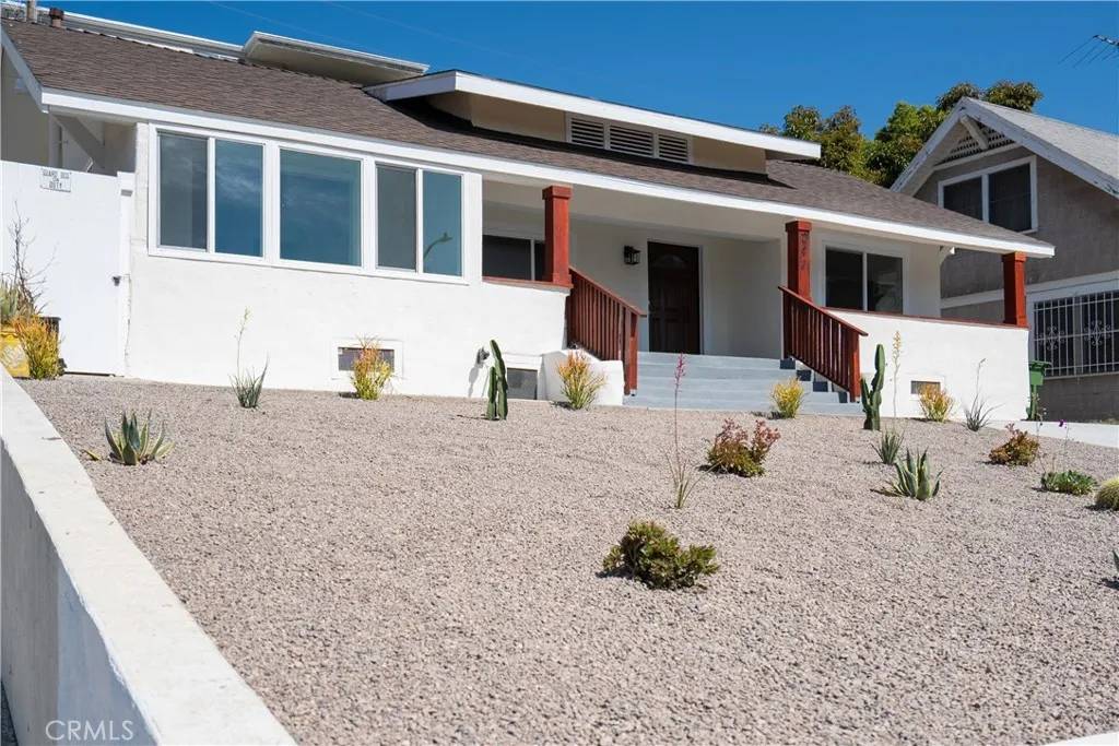 Los Angeles, CA 90057,247 S Benton Way