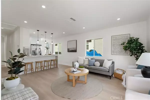 Hawthorne, CA 90250,5004 W 138th Street