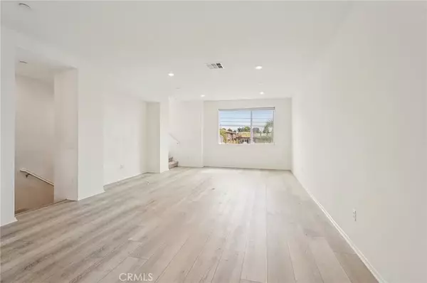 Gardena, CA 90247,14033 Zirconia Ln #3