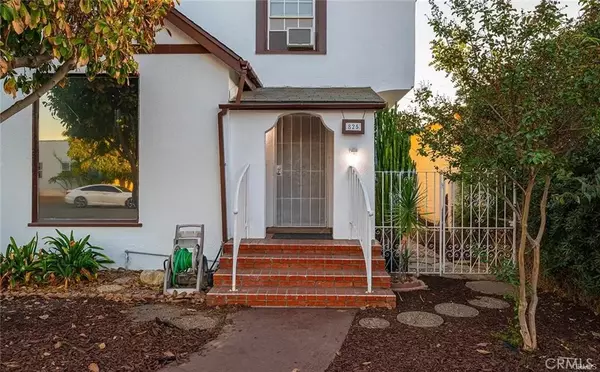 Montebello, CA 90640,825 Palm Place