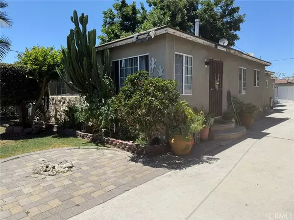 Compton, CA 90220,817 W Arbutus Street